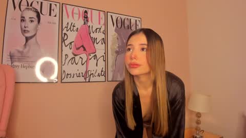 Nicol  online show from December 20, 7:50 pm