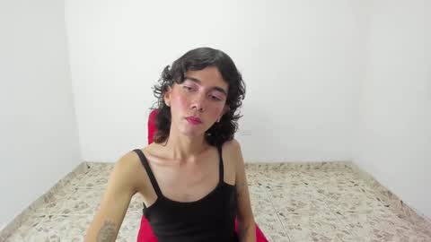 Snapshot of nicol_transgirl chatting on February 26, 7:02 am Nicol online show from February 26, 7:02 am
