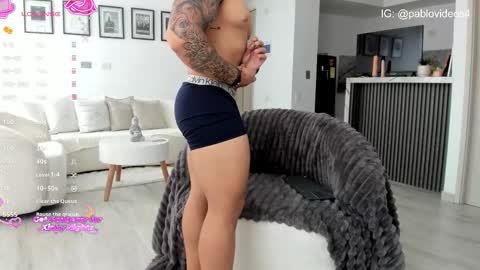 nicolas_montoya online show from December 17, 7:09 pm