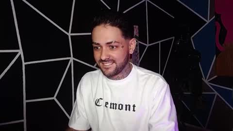 nicolas online show from November 3, 3:18 am