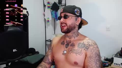 nicolas online show from January 10, 3:12 am