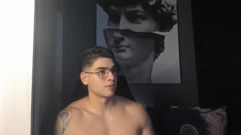 Snapshot of nicolasmuscle chatting on September 29, 6:29 pm Andres online show from September 29, 6:29 pm