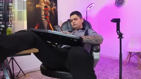 Nicolas Fellener online show from October 6, 6:42 am