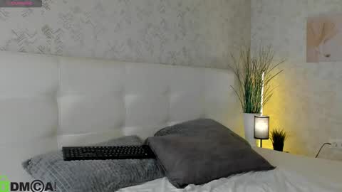 GMT7TueWedThSu 0300am-0900am. Sa 1000am-0400pm online show from September 21, 8:57 pm