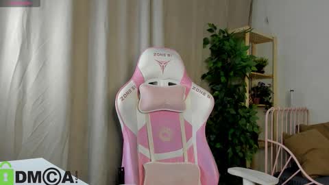 GMT7TueWedThSu 0300am-0900am. Sa 1000am-0400pm online show from October 6, 8:48 pm