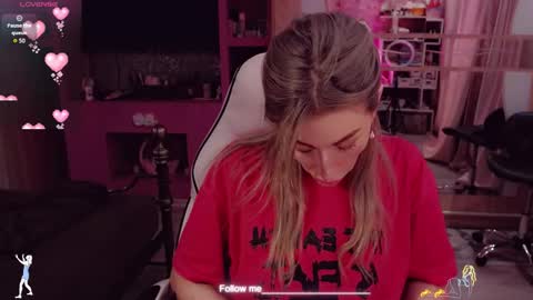 Nicole online show from March 2, 7:15 am