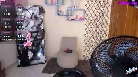 Nicole Santana online show from October 21, 8:34 pm