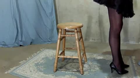 Nicole T online show from September 9, 2:50 pm