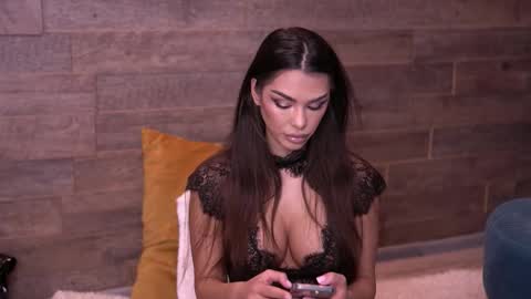 Snapshot of nicoledevin chatting on October 23, 5:31 am Nicole online show from October 23, 5:31 am