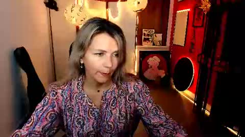 nicolehits online show from July 26, 1:09 pm