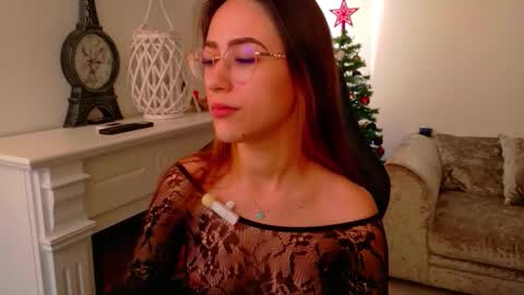 nicoleirisxxx online show from January 13, 6:54 am