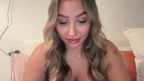nicolelovesyou444 online show from November 6, 5:10 am
