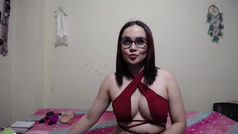 nicolle_sky online show from March 5, 3:08 am