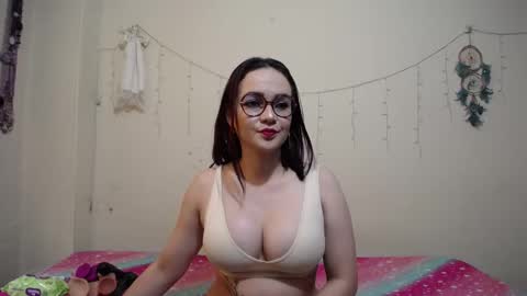 nicolle_sky online show from March 2, 3:16 pm