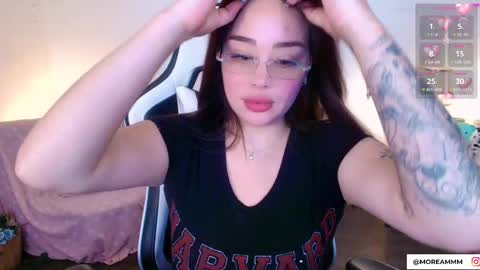 Nicol online show from October 25, 1:39 am