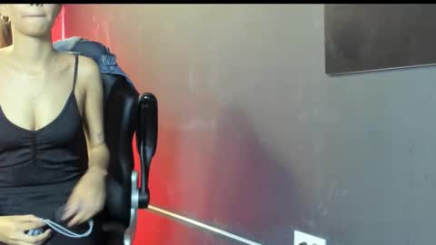 Nicol online show from November 17, 7:16 pm