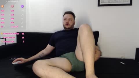 nielsgellen online show from March 28, 8:54 pm