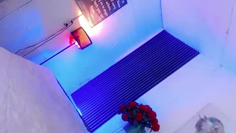 night_crystal1111 online show from February 17, 12:20 am