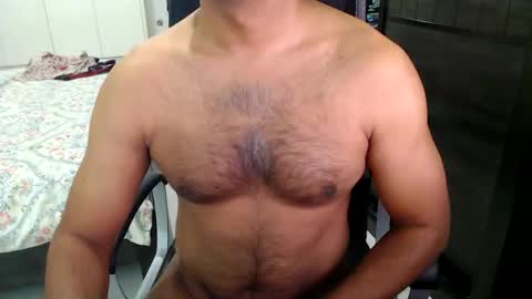 Snapshot of night_rider09711 chatting on December 10, 9:23 am night_rider09711 online show from December 10, 9:23 am