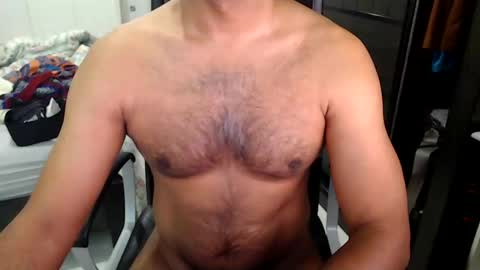 Snapshot of night_rider09711 chatting on December 7, 7:43 am night_rider09711 online show from December 7, 7:43 am