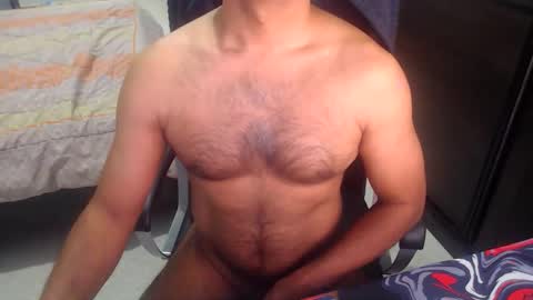 Snapshot of night_rider09711 chatting on February 12, 5:37 pm night_rider09711 online show from February 12, 5:37 pm