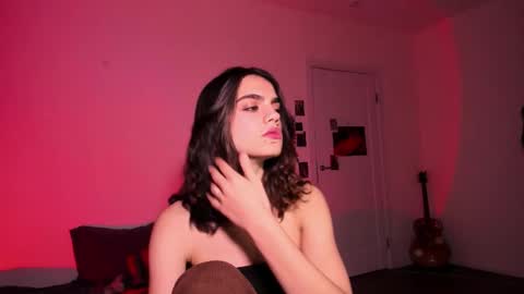 Daisy online show from November 27, 3:31 pm