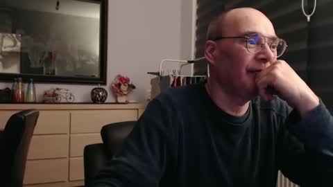 nightkeeper63 online show from November 14, 12:35 am