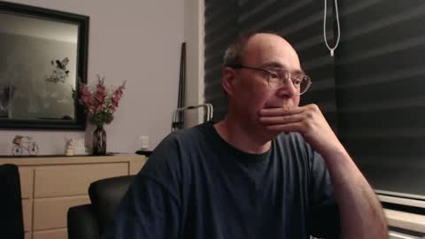 nightkeeper63 online show from May 28, 11:47 pm
