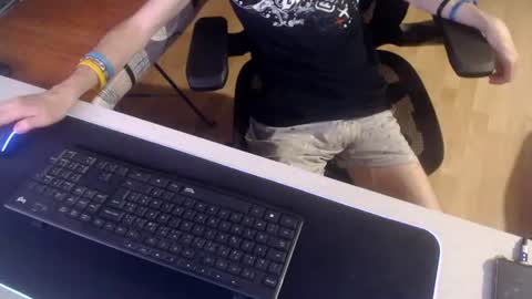 nightman7485569 online show from August 4, 1:56 am