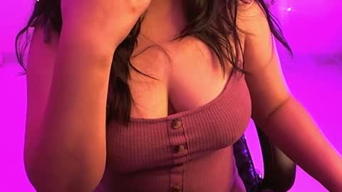 nightqueen107446 online show from March 12, 8:19 am