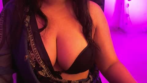 nightqueen107446 online show from October 16, 7:30 am