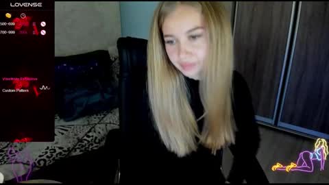 Snapshot of nigo_nika chatting on September 26, 11:07 am nigo_nika online show from September 26, 11:07 am