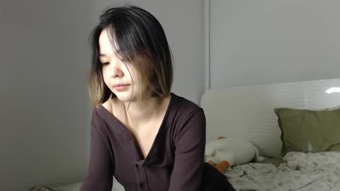 Niia online show from December 21, 12:17 am