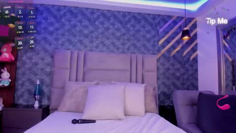 NiiaMoore online show from November 8, 10:02 pm