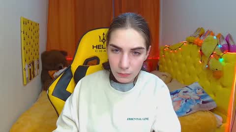 nikastarkk online show from February 25, 11:15 pm