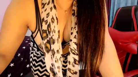 nikatheempress online show from March 20, 1:16 pm