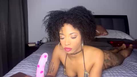 nikitalove104 online show from September 25, 12:06 am