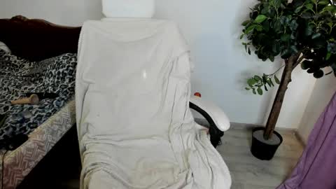 Veronika online show from June 1, 6:20 pm