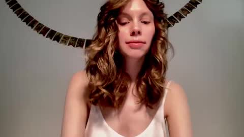 Nikki online show from February 6, 10:04 am