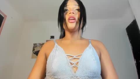 Snapshot of nikkitatsx chatting on March 5, 4:46 pm Debora21Cm online show from March 5, 4:46 pm