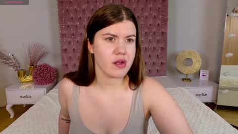 NikkiVelvets online show from July 5, 6:59 pm