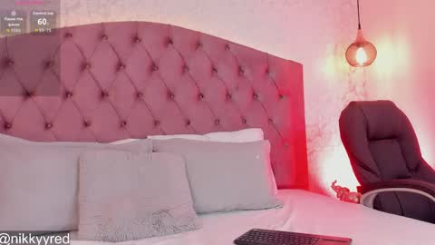 nikky_red__ online show from June 3, 4:37 am