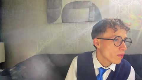 NIko online show from December 13, 8:15 pm