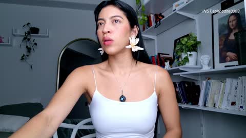 Nicole cam online show from April 6, 8:54 pm