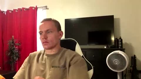 nikolai_russian_daddy online show from July 26, 9:12 pm