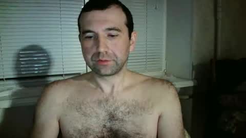 nikolas_vaz online show from November 19, 10:30 pm