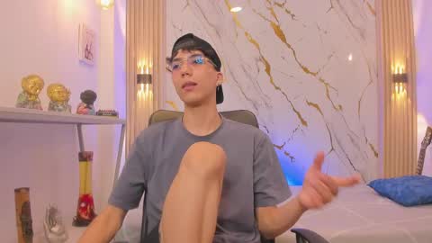    online show from May 26, 4:51 am