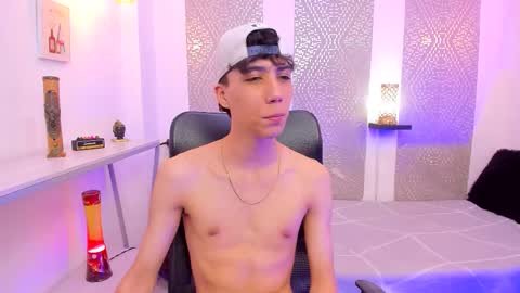    online show from November 21, 5:05 am