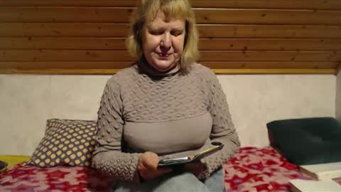 Nikole1 online show from November 22, 5:55 pm