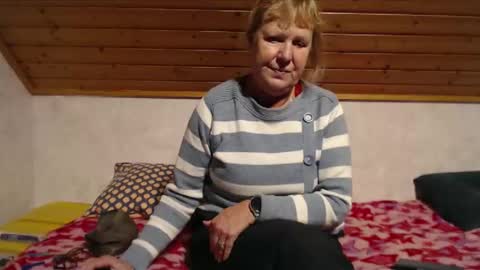 Nikole1 online show from December 19, 4:57 pm